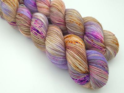 Dessert Orchid Ladybug Sock 425m/100 g