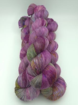 Heathered Hues Suri Silk Ultra Lace