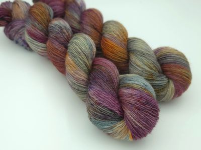 Blackberry Season Shetland/Bluefaced Leicester/Tussah Silke 50g/400m