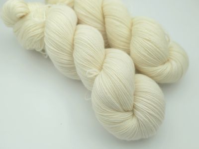 Ufarvet Baby Alpaca 400m/100g