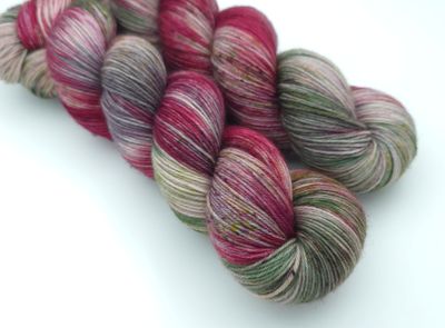 Vintage Christmas Ladybug on Cascade Heritage