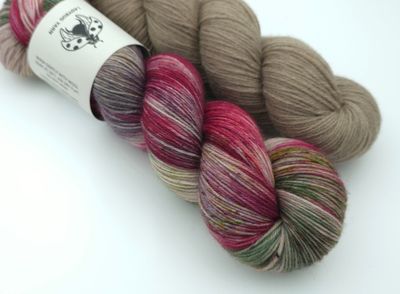 Vintage Christmas/5683 Ladybug meets Cascade Heritage Vintage Christmas/5683 Ladybug meets Cascade Heritage