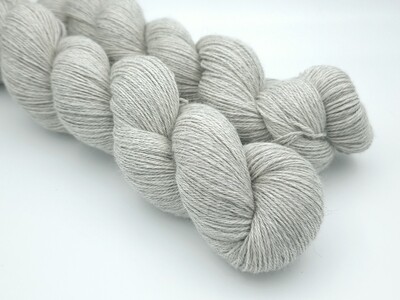 Naturlig grå Baby Alpaca/Silke/Cashmere  400m/100g