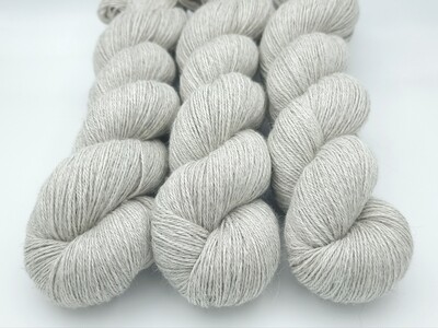 Naturlig grå Baby Alpaca/Silke/Cashmere 400m/100g