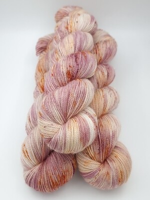 Magnolia Glitter Sock (Gold)