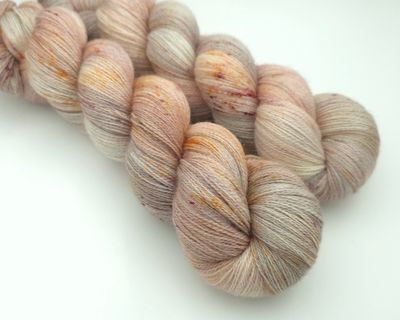 Powder Pile BFL/Silke Lace
