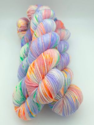 Tangsi Ladybug on Organic Merino 400m/100g
