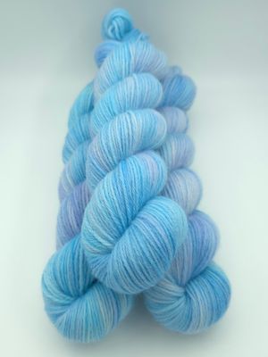 Nordic Blue Ladybug on Organic Merino 225m/100g