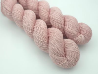 Naked Ladybug on Organic Merino 400m/100g