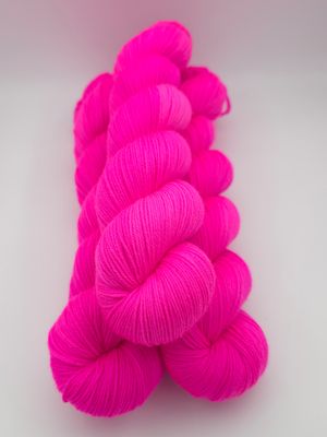 Barbie Ladybug on Organic Merino 400m/100g