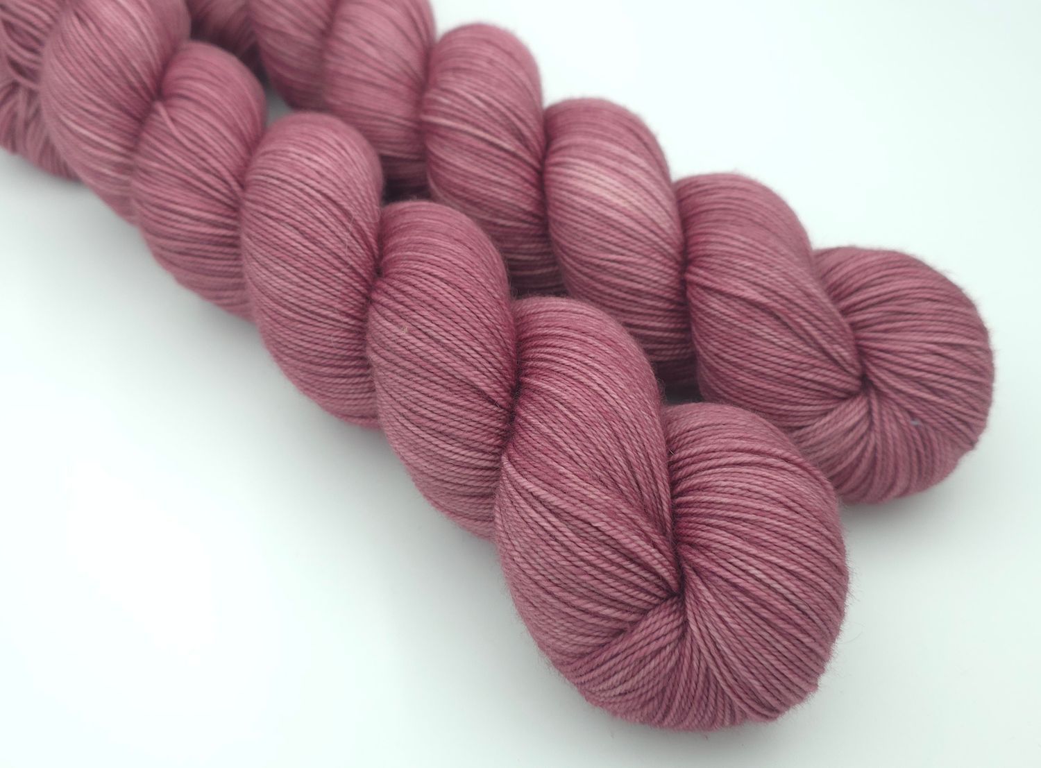 Rosewood Superwash Merino 400m/100g
