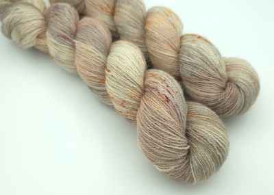 Powder Pile Shetland/Bluefaced Leicester/Tussah Silke 50g/400m