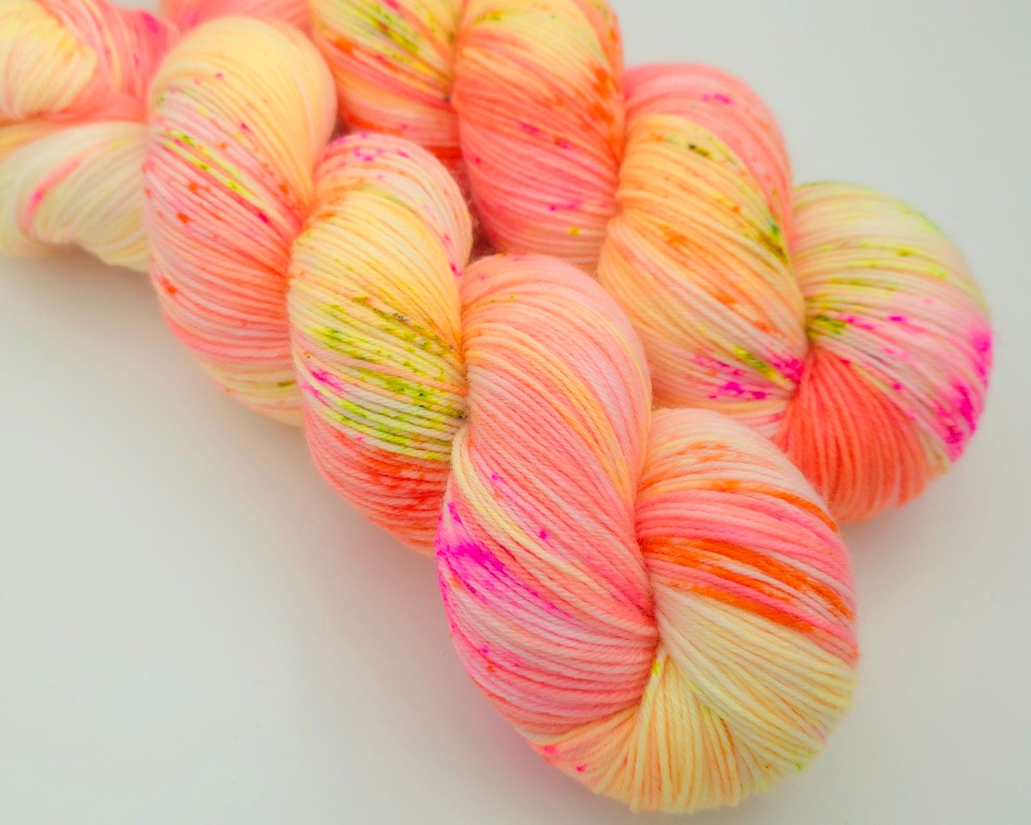 Ranunculus Ladybug on Cascade Heritage