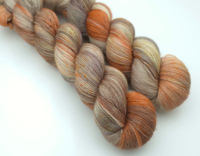 November Glow BFL/Silk/Lace 800m/100g
