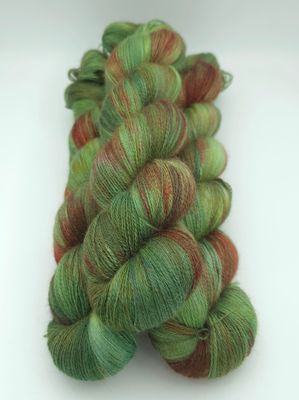December Green Suri Silk Ultra Lace