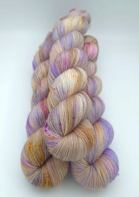 Dessert Orchid Glitter Sock (Gold)