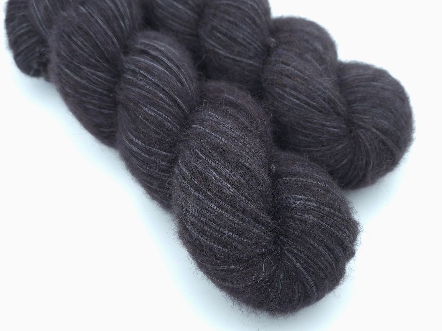 Black Widow Alpaca Blow  300m/100 g