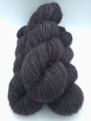 Black Widow Alpaca Blow 300m/100 g