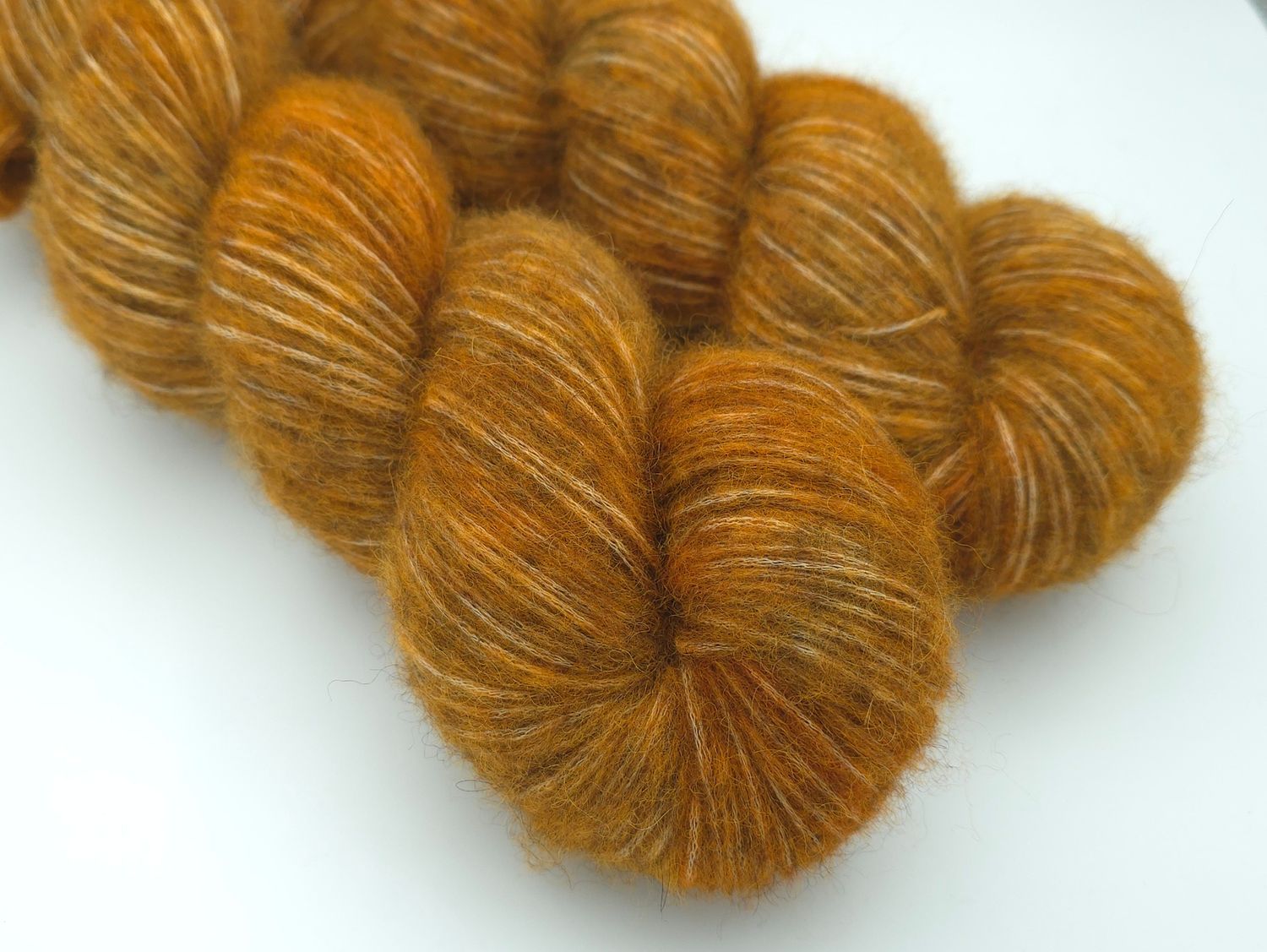 Fools Gold Alpaca Blow  300m/100 g