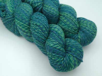 ​​​Cascade 220 Superwash Wave - 105 Blue Green
