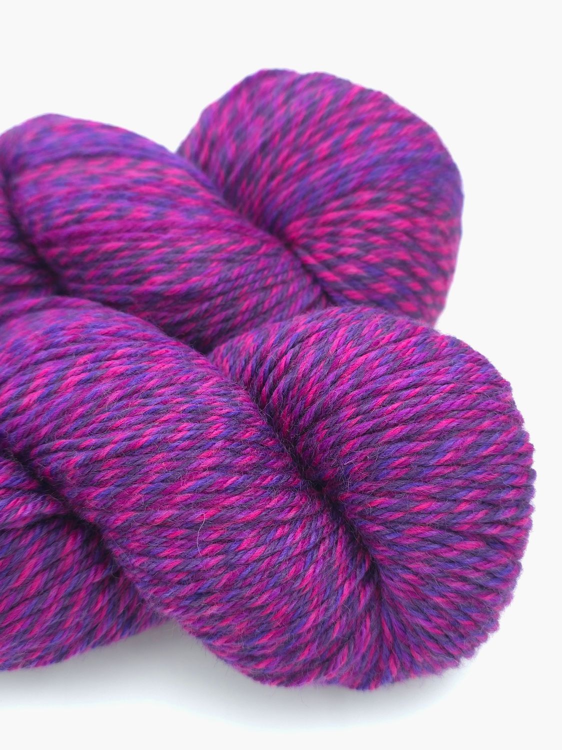 ​​​Cascade 220 Superwash Wave -117 Grapes