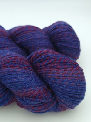 ​​​Cascade 220 Superwash Wave -118 Petunia