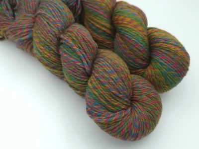 ​​​Cascade 220 Superwash Wave -119 Wildflower