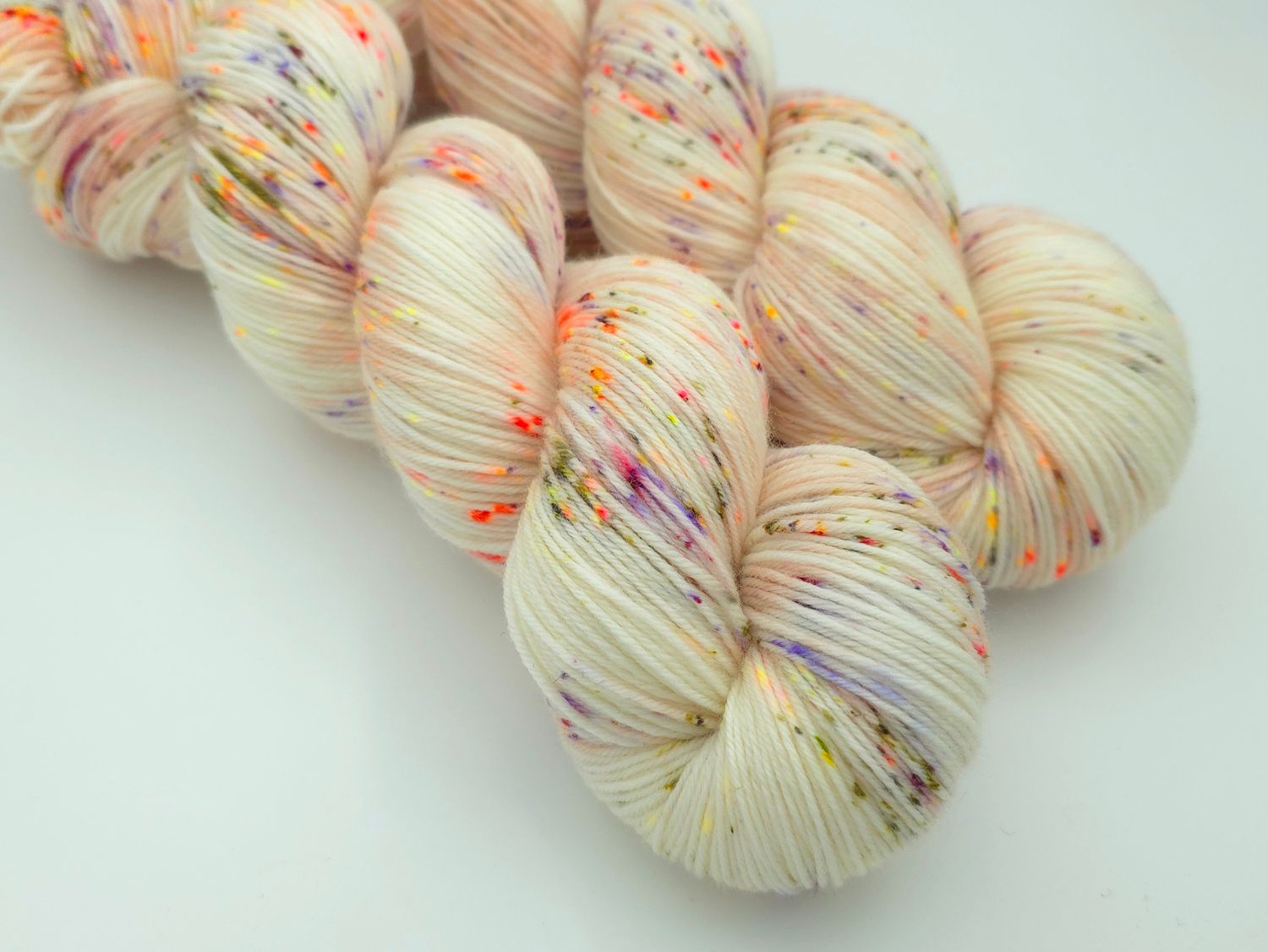 Spring Bling Ladybug on Cascade Heritage