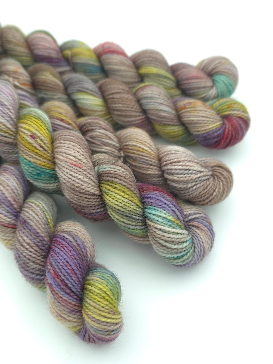 Iceland Ladybug Sock Mini 20g/85m Iceland Ladybug Sock Mini 20g/85m