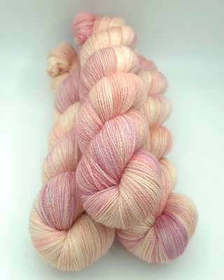 Flawless Magic BFL/Silke Lace