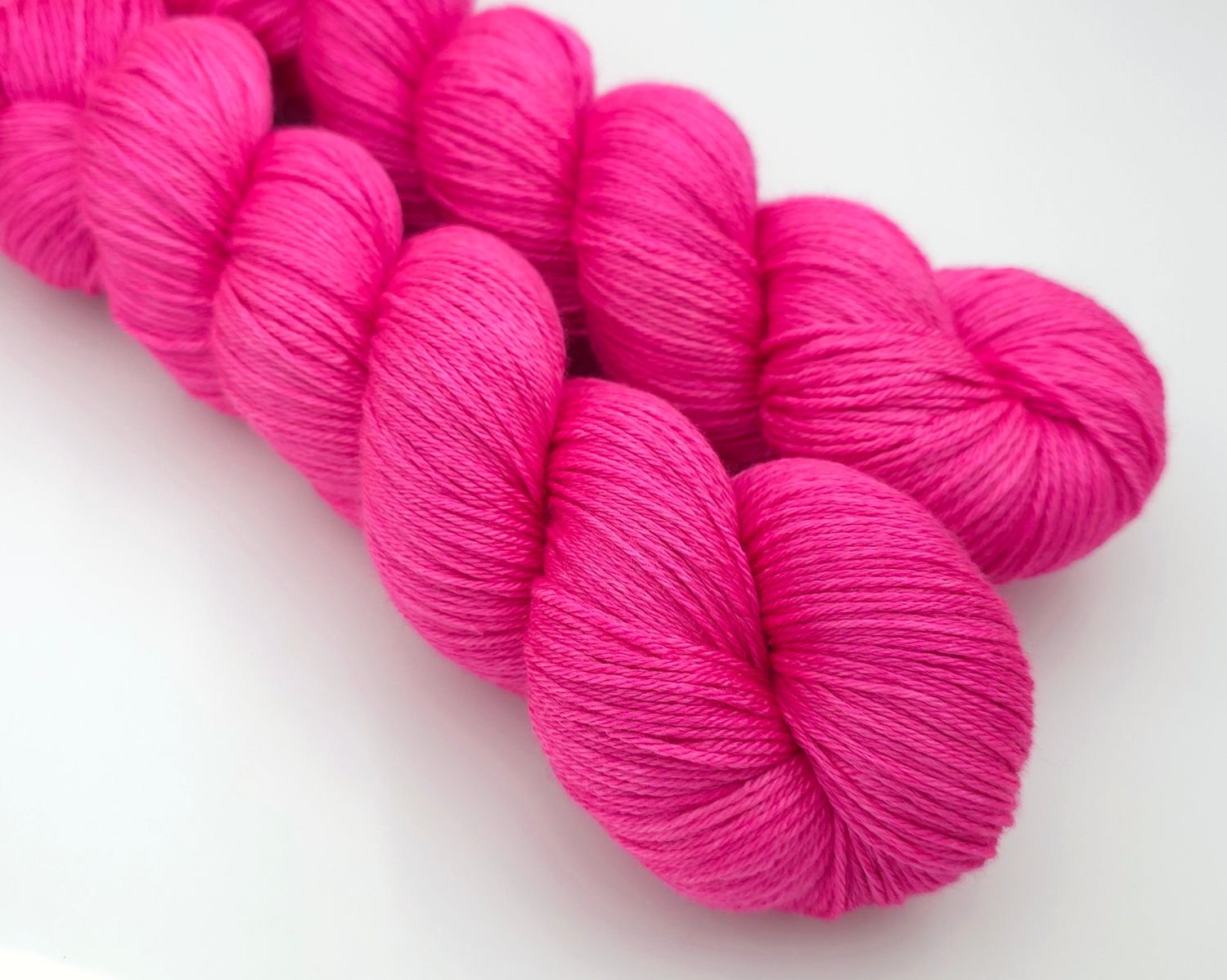 Hot Pink Fifty Fifty Merino/Silke 400m/100g