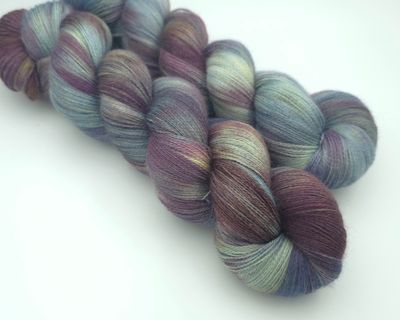 Steel Works Suri Silk Ultra Lace
