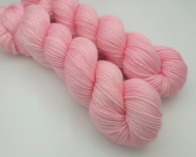 Strawberry Milk Fifty Fifty Merino/Silke 400m/100g