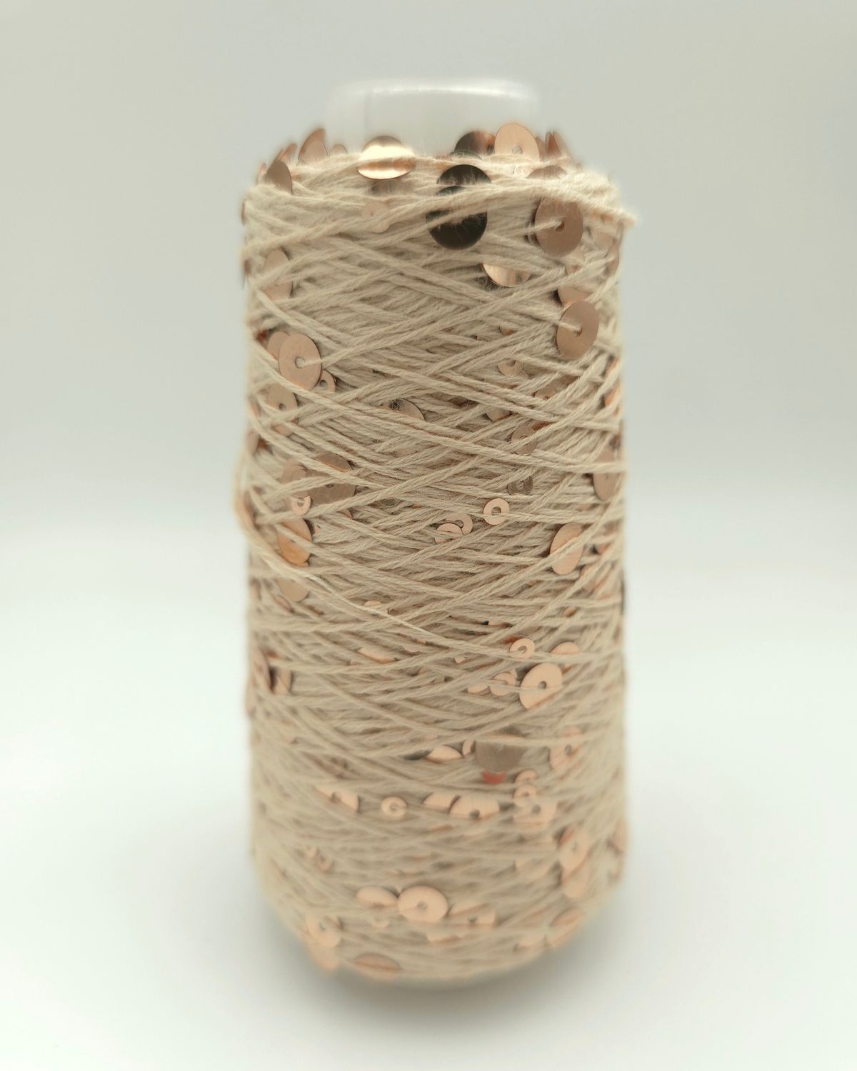 18, Latte/Latte-Matte Cotton with Sequins – 50 g / 150 m 18, Latte/Latte-Matte Cotton with Sequins – 50 g / 150 m