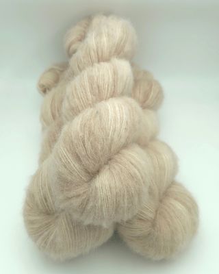 Whisper Alpaca Cloud 380 m/100 g