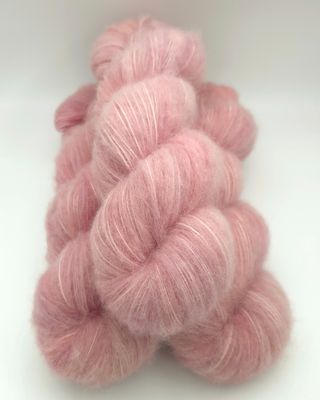 Rose Alpaca Cloud 380 m/100 g