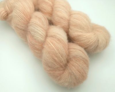 Bisque Alpaca Cloud 380 m/100 g Bisque Alpaca Cloud 380 m/100 g