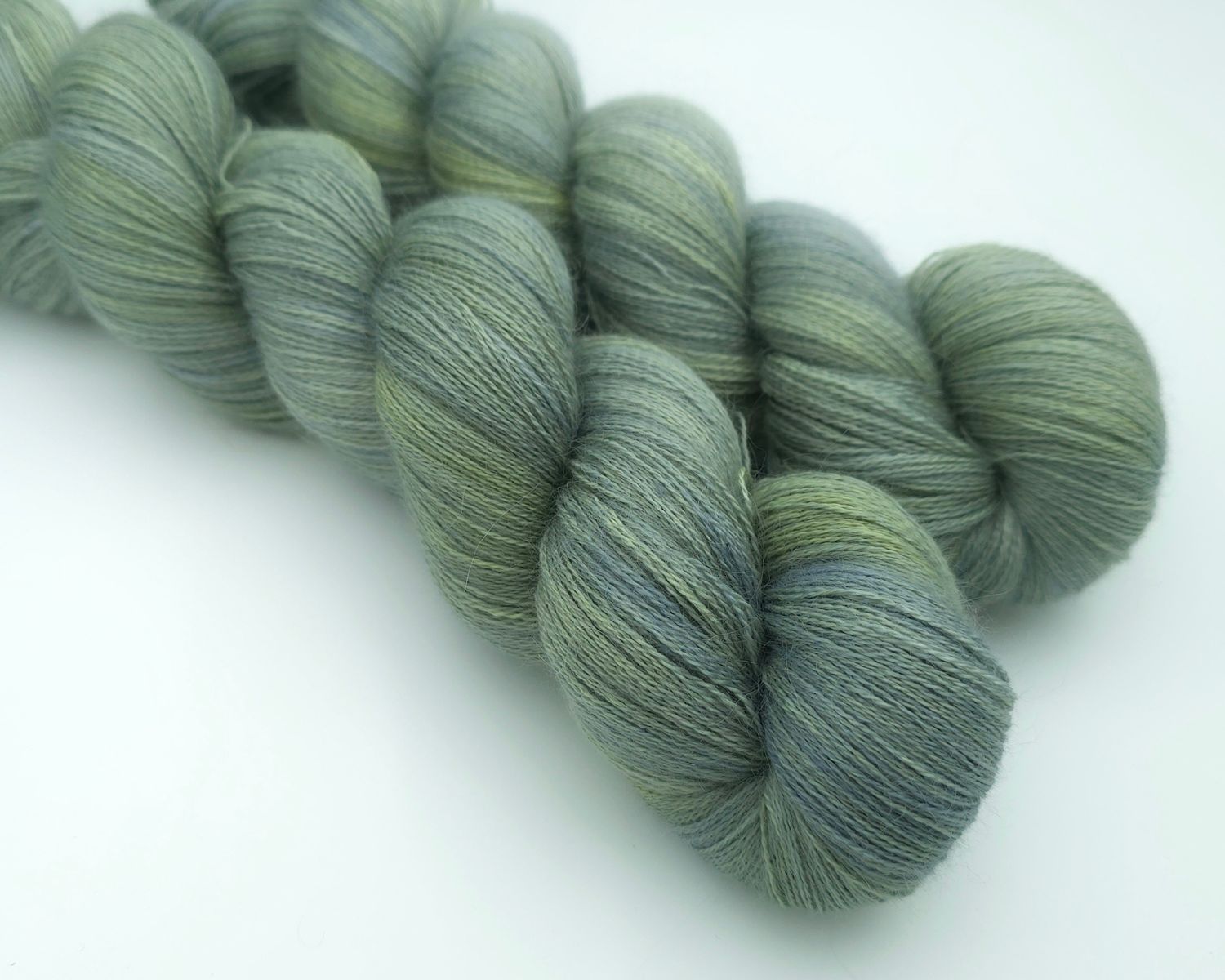Ocean Green Suri Silk Ultra Lace Ocean Green Suri Silk Ultra Lace