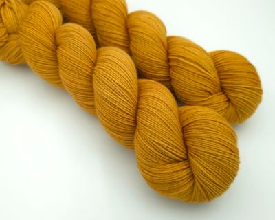 Anchor Ladybug on Organic Merino 400m/100g