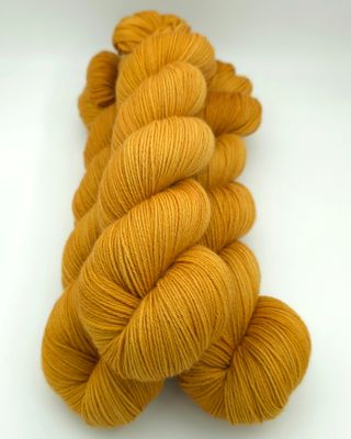 Anchor Ladybug on Organic Merino 400m/100g