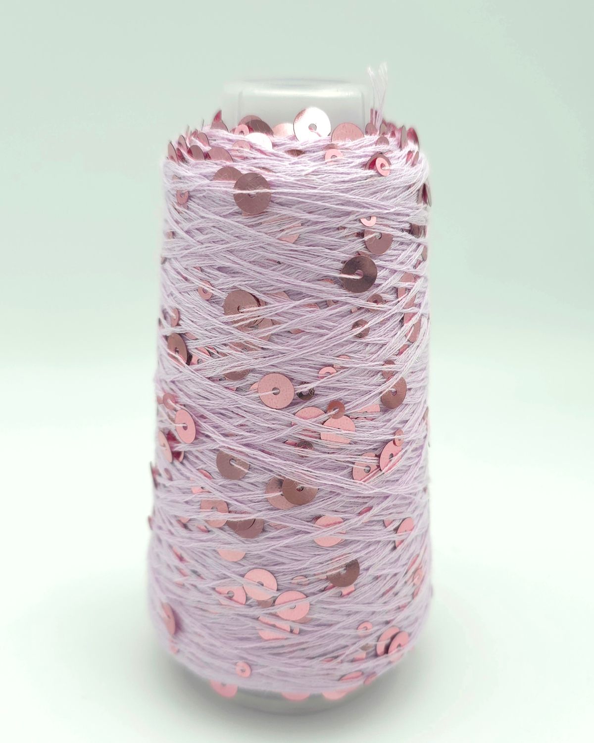 106 Lilac/Lilac - Shiny Cotton with Sequins – 50 g / 150 m 106 Lilac/Lilac - Shiny Cotton with Sequins – 50 g / 150 m