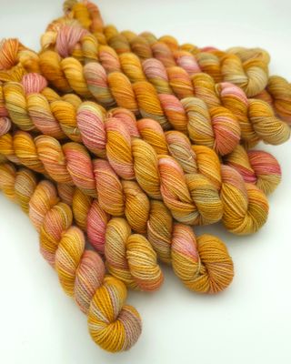 Cactus Flower Ladybug Sock  Mini 20g/85m