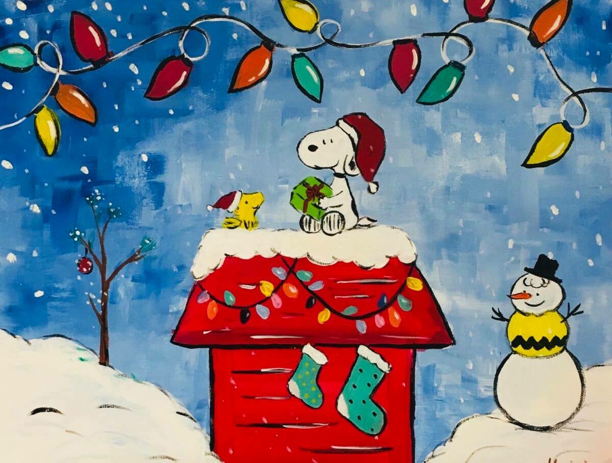 Snoopy & Woodstock decorating doghouse