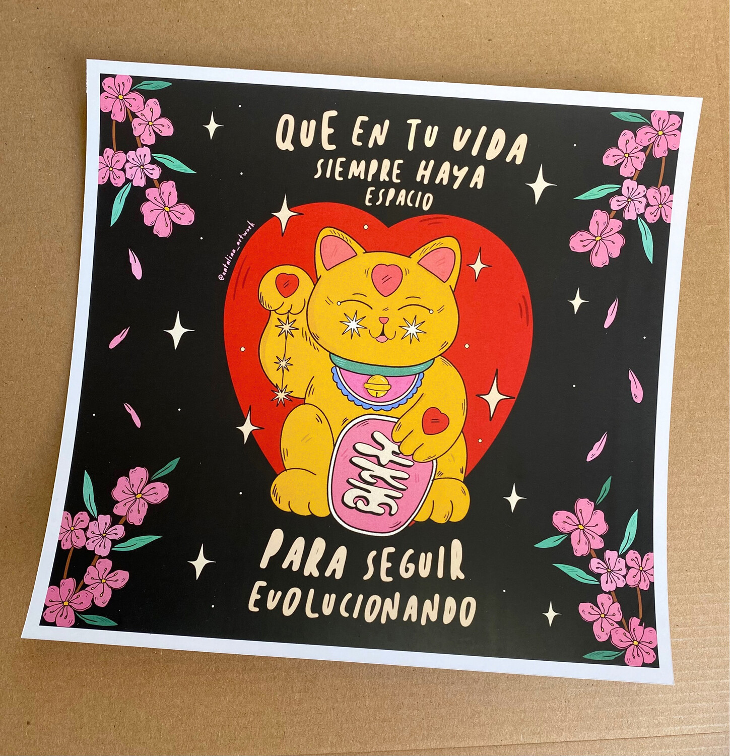 Gato de la suerte dorado
