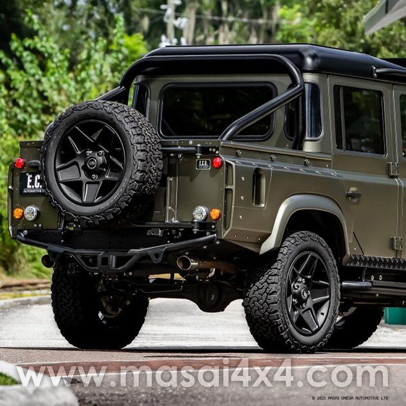 Fixed Heated Rear Window for Defender Crew Cab (4mm Glass) - Dark and Green Tints