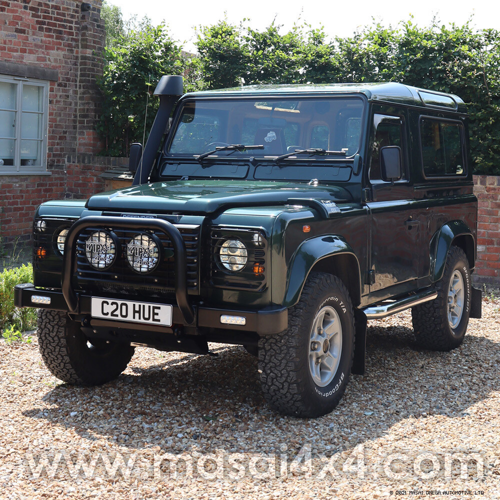 BOXED *** LAND ROVER SERIES CHEQUER WING TOPS  *** BRAND NEW 
