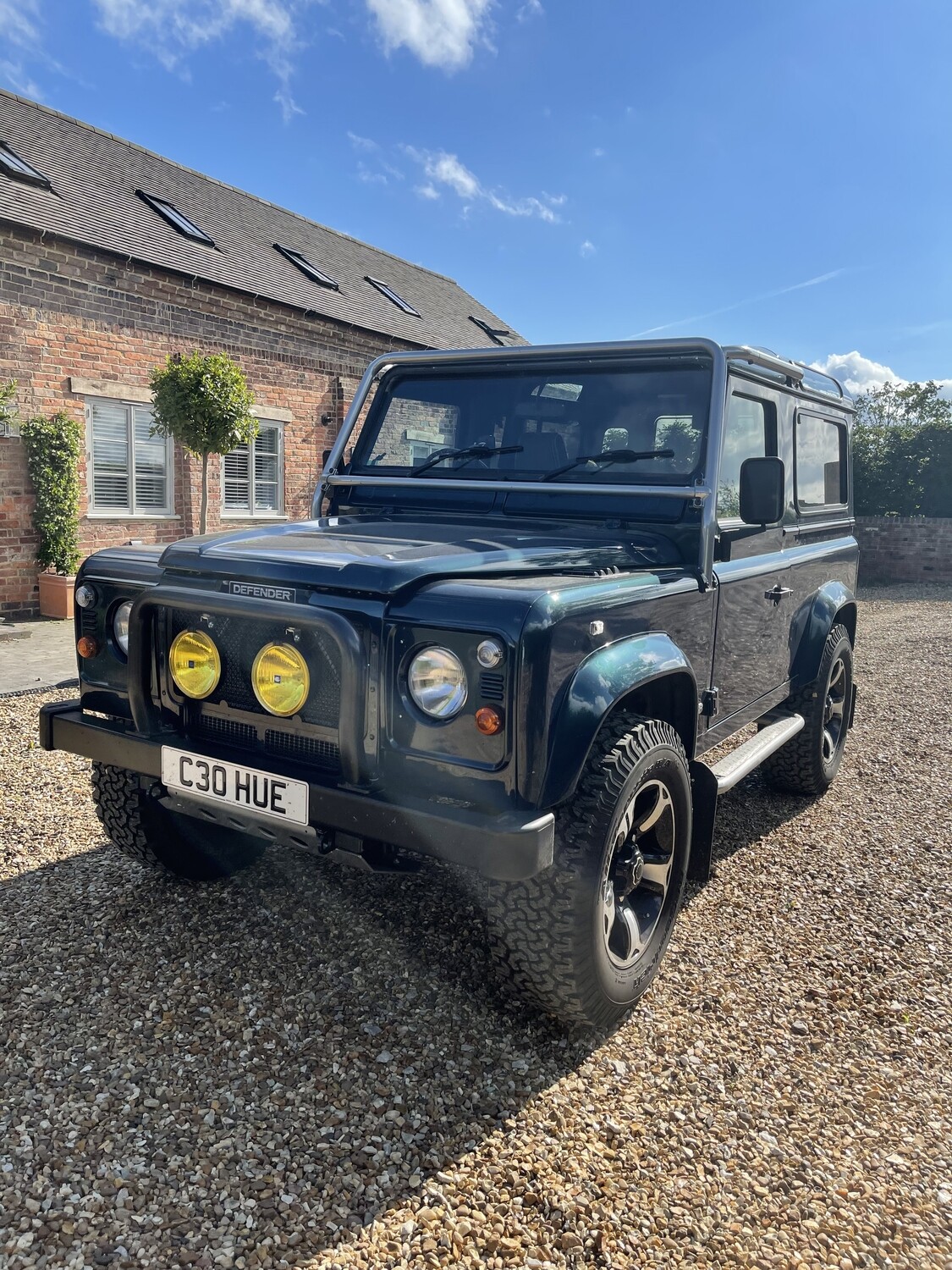 Limited Edition 50th Anniversary V8 Land Rover Defender 90 Automatic - For Sale
