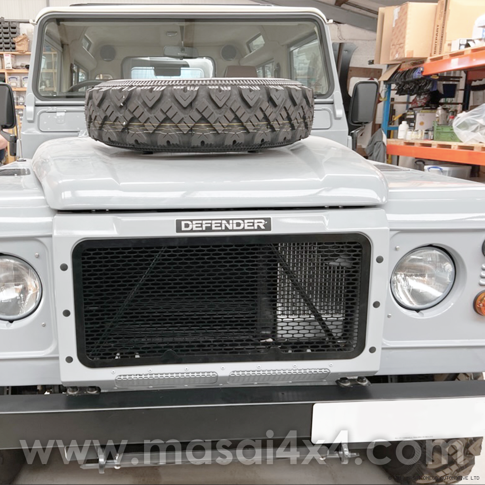 Masai Front Grille - Honeycomb Mesh Stainless Steel - for Defenders with or without Aircon, Type: 10mm Large Honeycomb Black Painted Stainless Steel