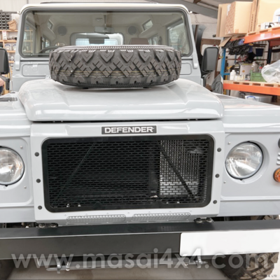 Masai Front Grille - Honeycomb Mesh Stainless Steel - for Defenders with or without Aircon