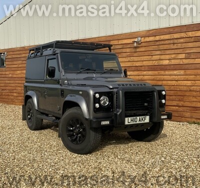 2010 Defender PUMA Grey